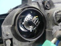 Reflektor prawy lampa przód Toyota Avensis I T22 EUROPA