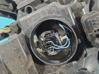 Reflektor prawy lampa przód Renault Clio III EUROPA