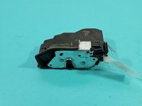 Zamek tył prawy 7229460 Bmw f10 f11 Producent części: BMW, 4pin