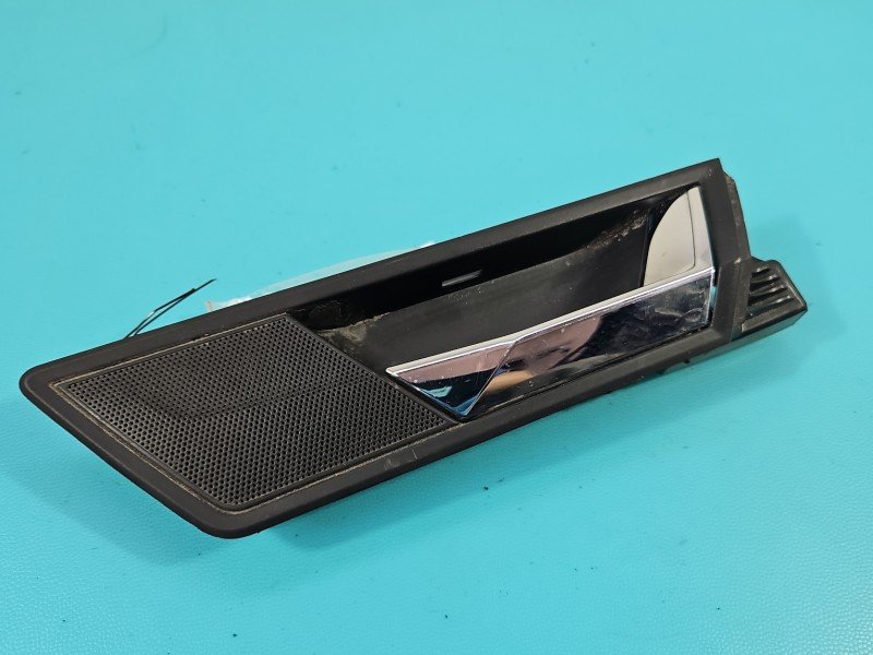 Klamka wewnętrzna przód prawa Skoda Superb III 3V0837222