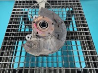 Zwrotnica prawa piasta przód 2.0 tdi (BRE) Audi A4 B7