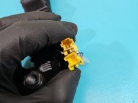 Pas bezpieczeństwa przód prawy pasażera Mercedes ML W164 A2518602669