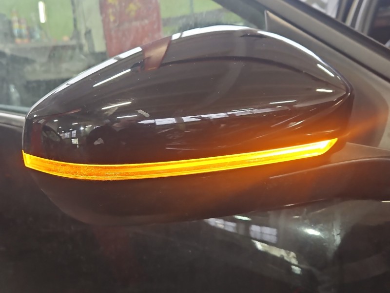 Lusterko prawe Peugeot 3008 II Ktvd europa