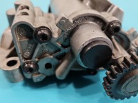 Pompa oleju AUDI Q5 08- 2.0 TFSI (CAEB) 06H115105A