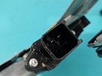 Podnośnik przód prawy SZYBY WINDA Opel Meriva B Producent części: OPEL, 7 PIN KATALOGOWO 13354548 5d HB