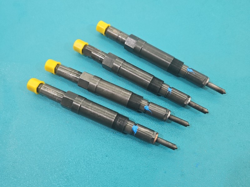 Wtryskiwacz Ford Mondeo Mk3 0432133801 2.0 tddi