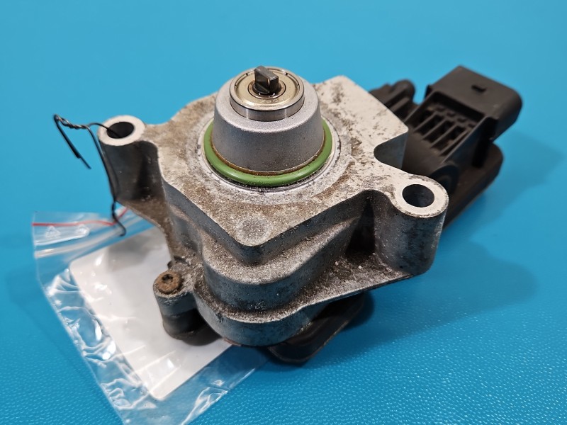 Nastawnik reduktora Maserati Quattroporte VI 13- 670033135 3.0 V6