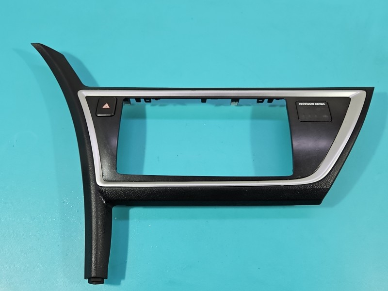 Ramka radia Toyota Auris II 55405-02430, 55405-02440