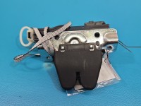 Zamek klapy tył A0997501800 Mercedes W213 sedan 4 PIN
