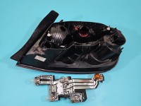 Lampa tył lewa Peugeot, VALEO Lekko wypalone gniazdo żarówki. Uszkodzony zaczep trzymający wkład Peugeot 407 sedan