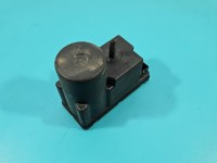 Pompka centralnego zamka Audi 80 B4 4A0862257A Producent części: Audi