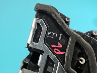 Zamek przód lewy Bmw e90 EUROPA 7pin 7059967