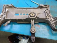 WÓZEK KOŁYSKA TRAWERS Sanki Belka silnika Vw Passat CC 2.0 TDI