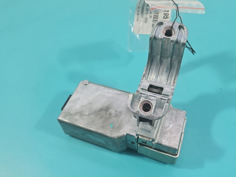 Blokada kierownicy Jeep Cherokee KL 68145593AD