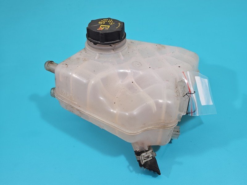 Zbiorniczek Zbiornik wyrównawczy Ford Transit Courier 14-23 1.5 tdci Zbiorniczek Zbiornik wyrównawczy Ford Transit Courier 14-23 1.5 tdci