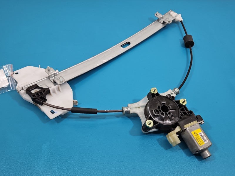 Podnośnik przód prawy SZYBY WINDA Kia Picanto III 17- Producent części: KIA, 2 PIN 82460-G6000 5d HB