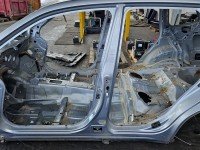 Próg lewy SŁUPEK ŚRODKOWY B Subaru Forester IV SJ 12-18 HB 5d srebrny G1U