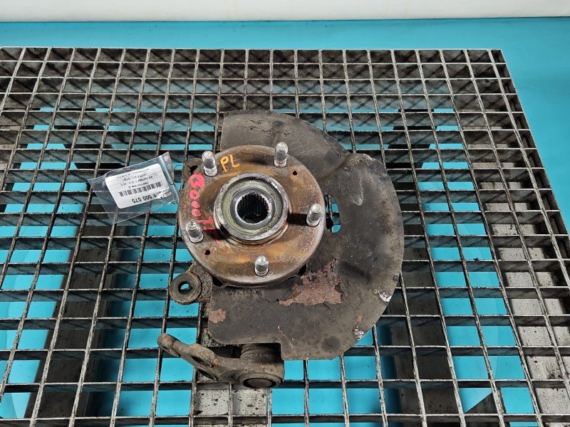 Zwrotnica lewa piasta przód 2.0 crdi Kia Sportage III 10-15 Zwrotnica lewa piasta przód 2.0 crdi Kia Sportage III 10-15