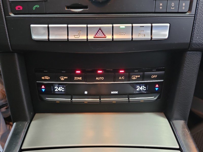 Konsola panel nawiewu Mercedes W212 A2129006527, A2129016806
