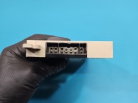 Przełącznik regulacji fotela przód prawy VOLVO S60 II 10- 31300479