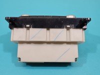 Konsola panel nawiewu Nissan Qashqai I J10 06-13 27500BB65A