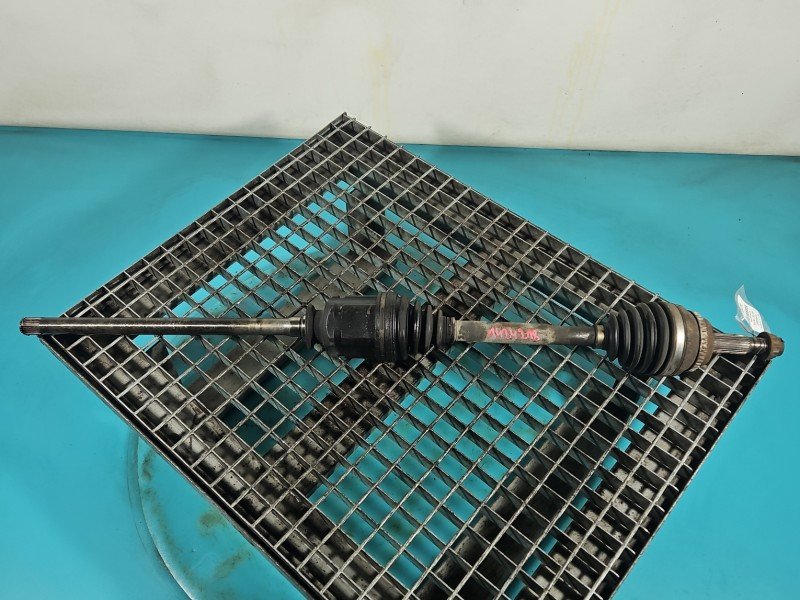 Półoś przód prawa Toyota Rav4 II 00- 2.0 d4d manual