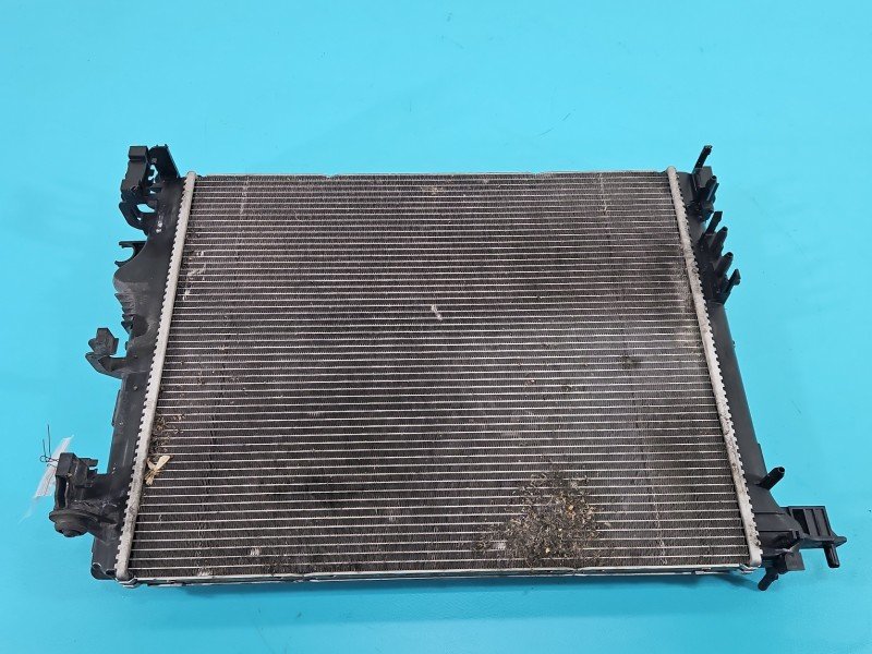 Chłodnica wody Renault Megane IV 214105169R 1.3 Tce