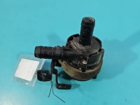 Pompka obiegu wody pompa Ford Focus Mk4 1.5 TDCI 3137236001