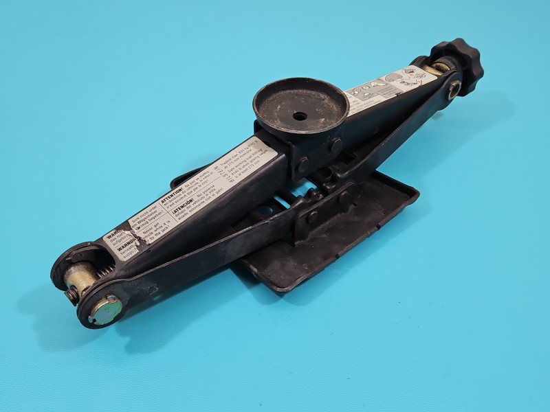 lewarek Podnośnik samochodowy trapezowy Mercedes W168