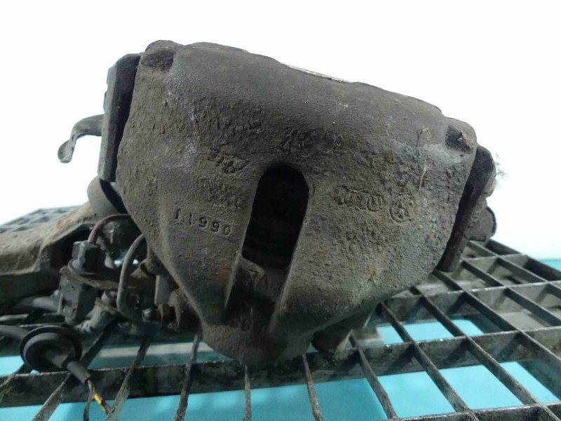 Zacisk przód prawy Skoda Superb I 1.9 tdi