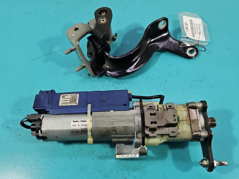 Siłownik klapy prawy teleskop AUDI Q7 I 4L 4F9959946