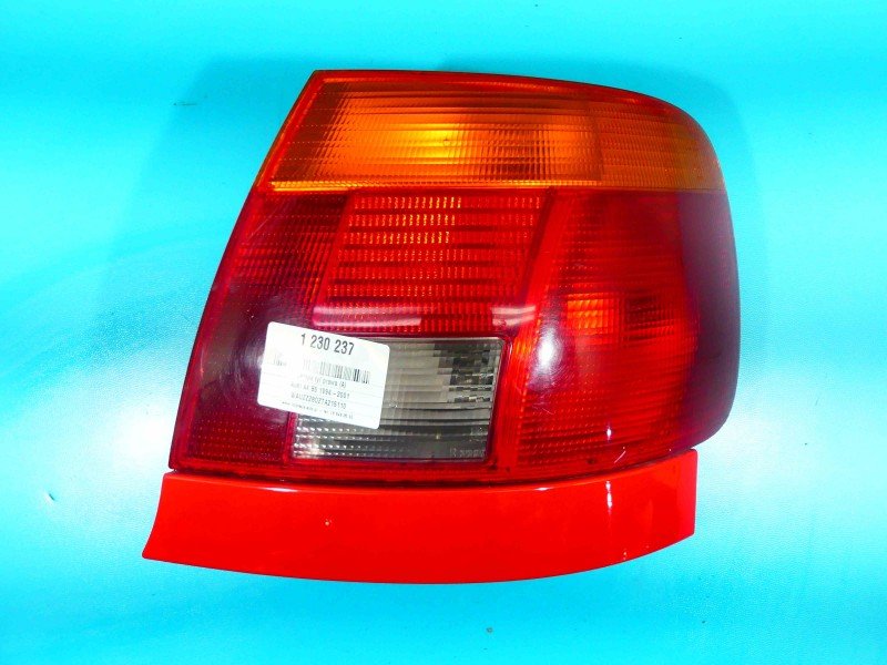 Lampa tył prawa Audi A4 B5 sedan