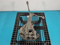 Zwrotnica prawa piasta przód 2.0 tdi Cag AUDI A4 B8