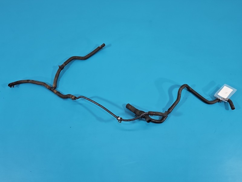 przewód wąż rurka wody Skoda Fabia III 1.0 TSI 04C121064B