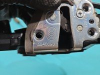 Zamek przód prawy W45G2213 Lexus IS III 14-25 EUROPA Producent części: Lexus, 10pin