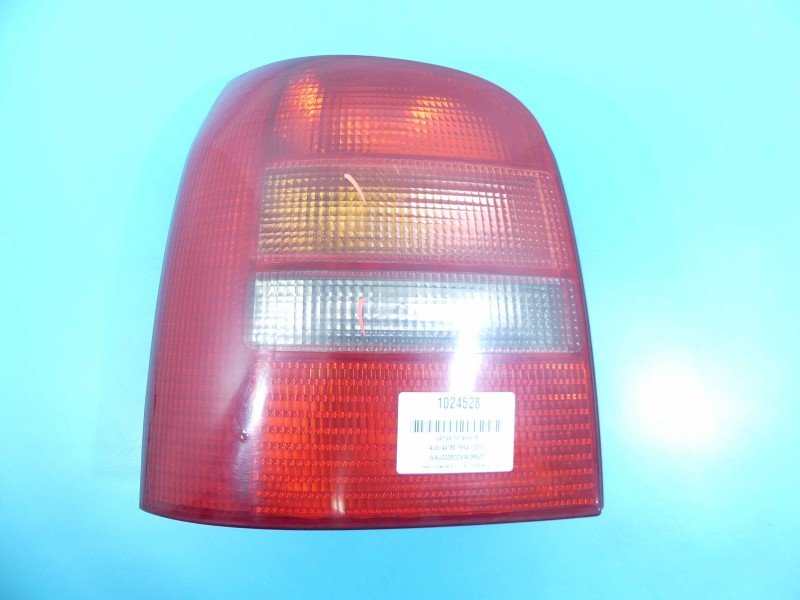 Lampa tył lewa Audi A4 B5 kombi