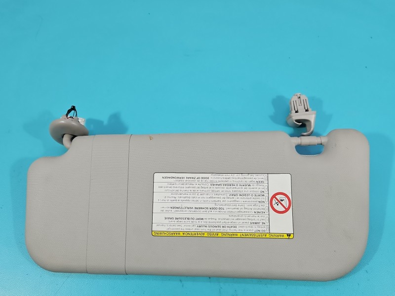 Przesłonka prawa Toyota Auris I DASZEK osłona przeciwsłoneczna