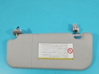 Przesłonka prawa Toyota Auris I DASZEK osłona przeciwsłoneczna