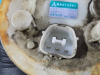 pompka Pompa paliwa Mitsubishi Pajero Pinin 2.0 GDI 101961-6470, MR512041 Mitsubishi, 5pin