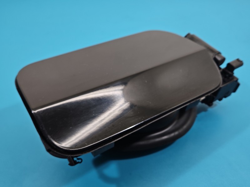 Klapka wlewu paliwa bmw F30