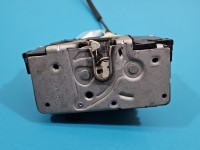 Zamek przód lewy 13431841 Opel Corsa E EUROPA Producent części: OPEL, 6pin