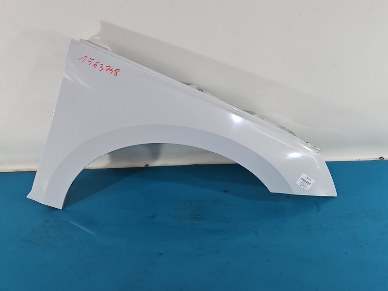 Błotnik przód prawy Skoda Octavia IV LS9R