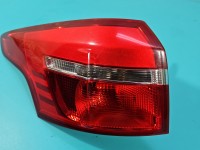 Lampa tył lewa Ford Focus Mk3 kombi Producent części: FORD, KOMBI W BŁOTNIK LIFT 14-18, F1EB-13405-D, F1EB-13405-E EUROPA