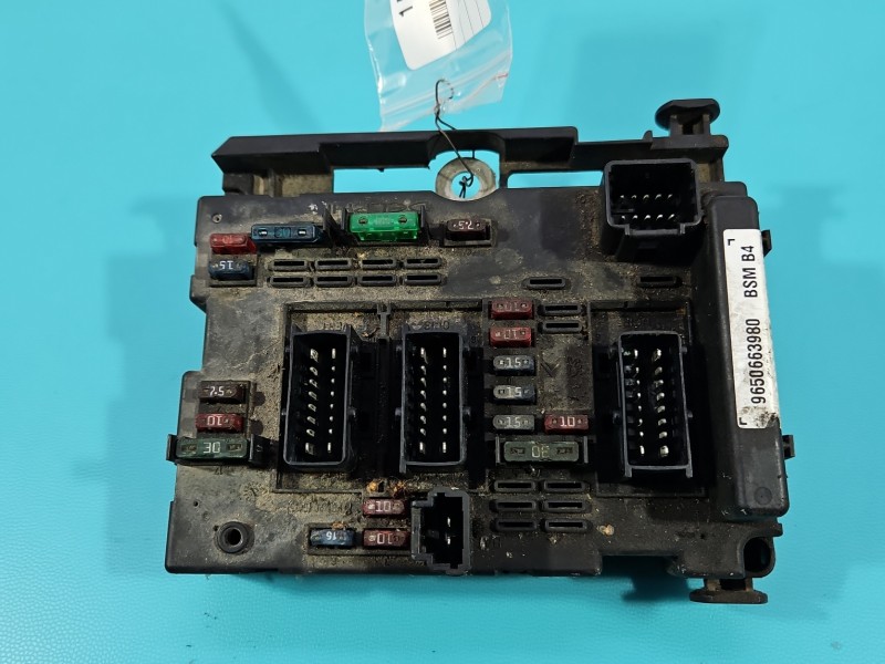 Sterownik moduł komfortu Citroen Xsara II 9650663980 CITROEN, BSM B4 lekko pęknięta obudowa