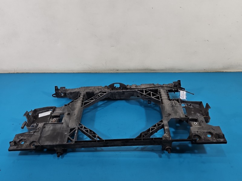 WZMOCNIENIE CZOŁOWE Pas przedni Renault Megane III 752100004R