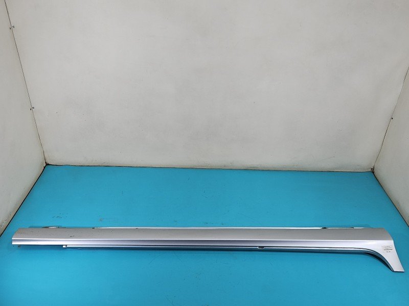 Listwa progowa prawa PRÓG NAKŁADKA Mercedes CLS II C218 W218 218 A2186900240R