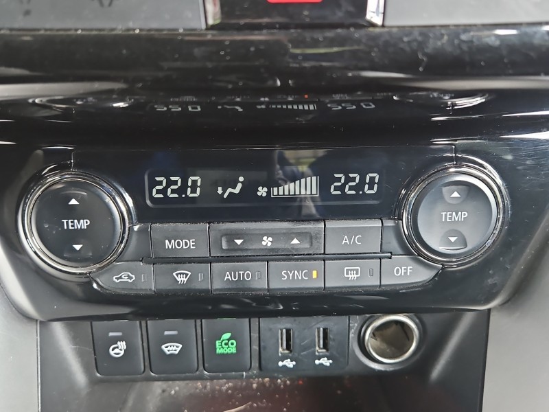 Konsola panel nawiewu Mitsubishi Eclipse Cross 7820A962