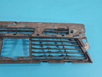 Zaślepka kratka zderzaka środkowa atrapa Peugeot 3008 II 9811665777