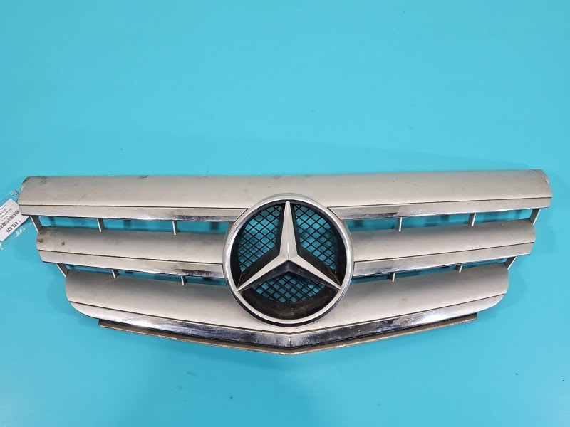 Atrapa grill Mercedes W245 Atrapa grill Mercedes W245