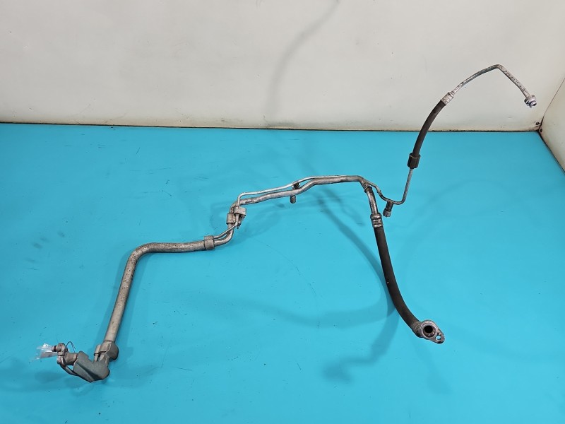 Przewód klimatyzacji rurka Skoda Superb III 5Q0816743D Przewód klimatyzacji rurka Skoda Superb III 5Q0816743D